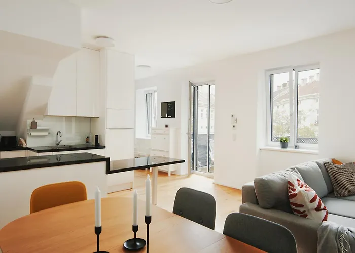 New Spacious Ultra-modern In Westbahnhof Wien